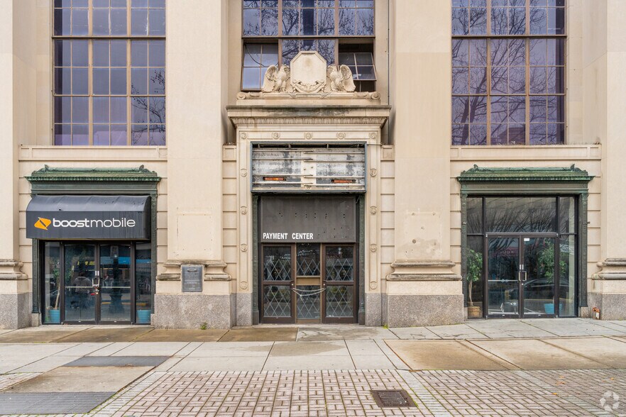 More Photos Of 511 Penn St, Reading General Retail For Sale