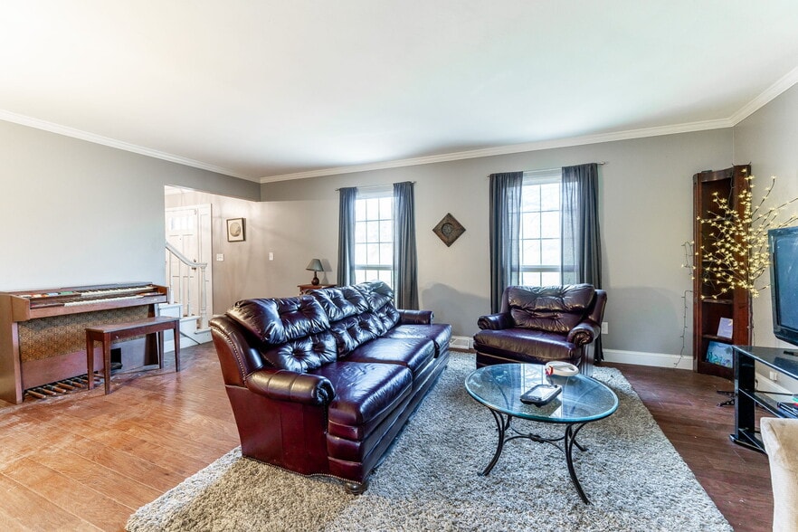 More Photos Of 10937 Johnstown Rd, New Albany Land For Sale