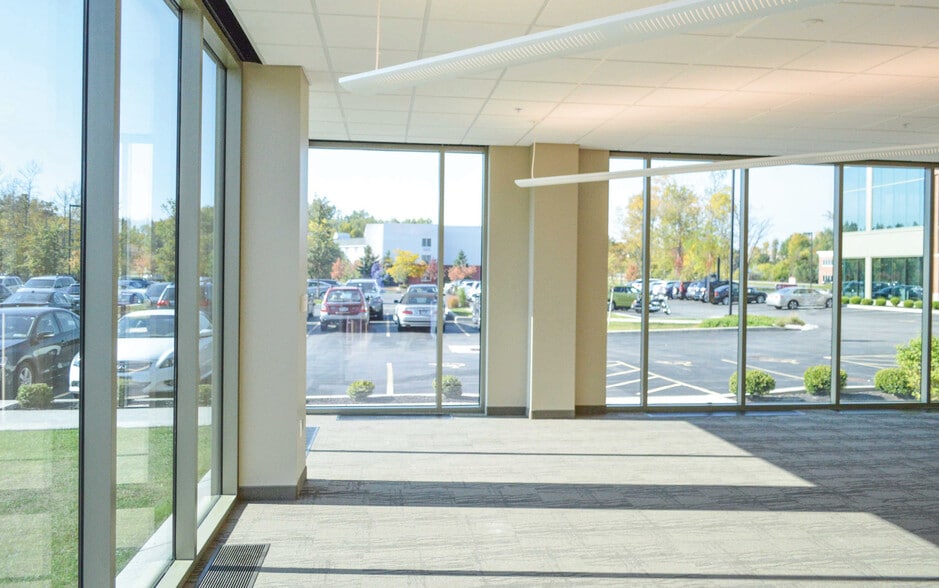 More Photos Of 2410 N Forest Rd, Amherst Medical For Lease