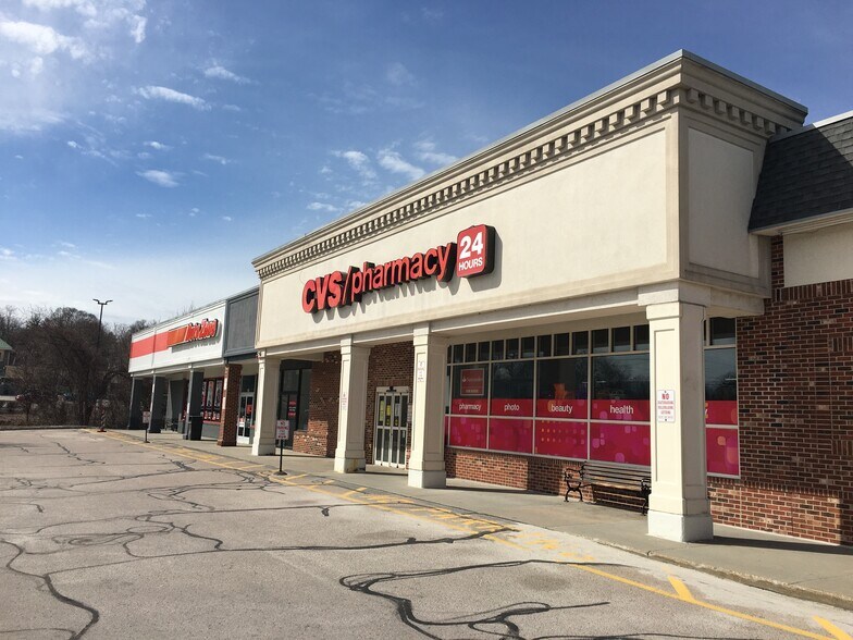 More Photos Of 222 E Main St, Marlborough Unknown For Lease