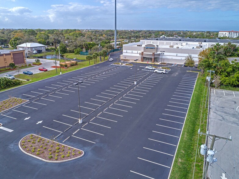 More Photos Of 450 E Merritt Island Cswy, Merritt Island Medical For Lease