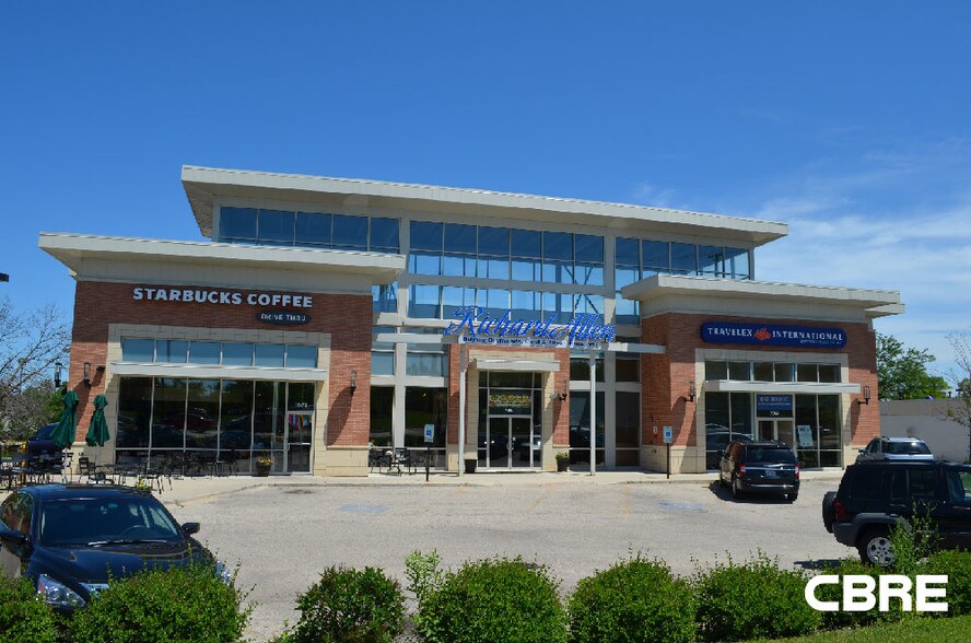 More Photos Of 2061-2071 Barrington Rd, Hoffman Estates Freestanding For Lease