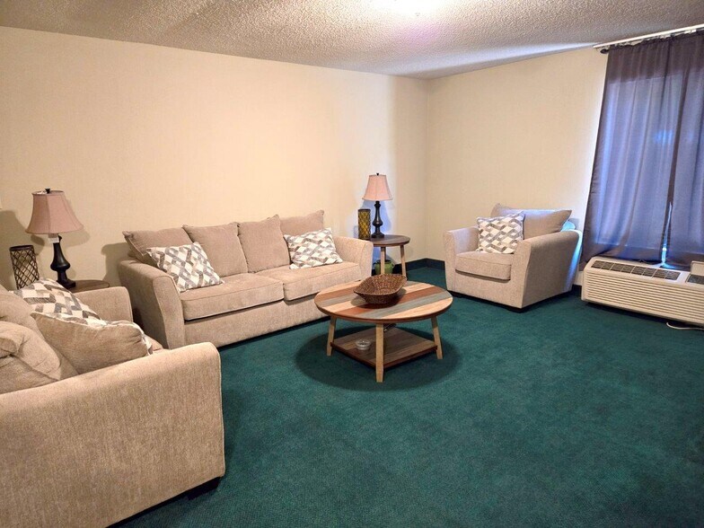 More Photos Of 203 Interstate Dr, Covington Healthcare For Sale