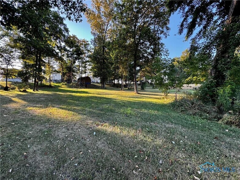 More Photos Of 8705 US Highway 6, Edgerton Specialty For Sale