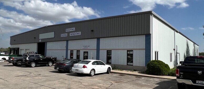 More Photos Of 5501 Clairemont Dr, Appleton Light Manufacturing For Lease