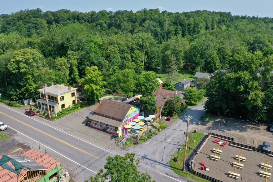 More Photos Of 1300 State Route 213, High Falls Restaurant For Lease