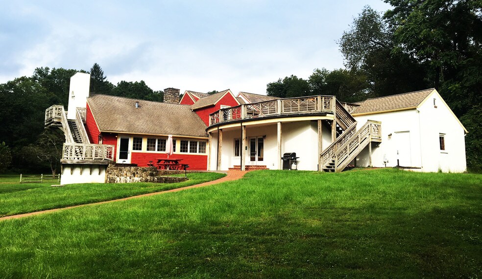 More Photos Of 381 Brinton Lake Rd, Thornton Office For Lease