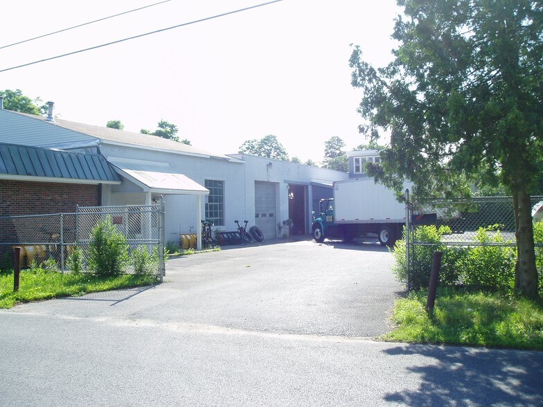 More Photos Of 2323 Second Ave, Schenectady Warehouse For Sale
