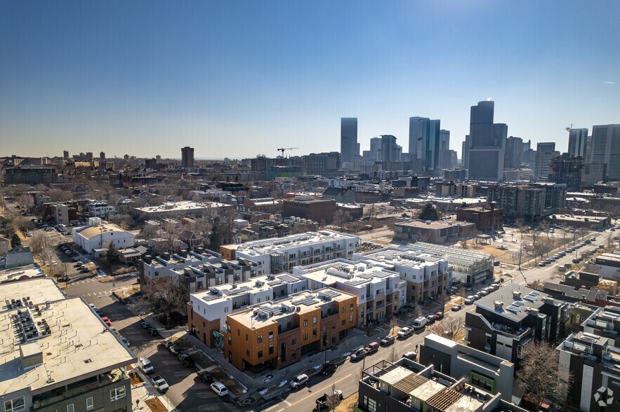 More Photos Of 2550-2590 Lawrence St, Denver Apartments For Lease