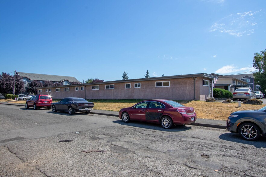 More Photos Of 7603 Pacific Ave, Tacoma Apartments For Sale