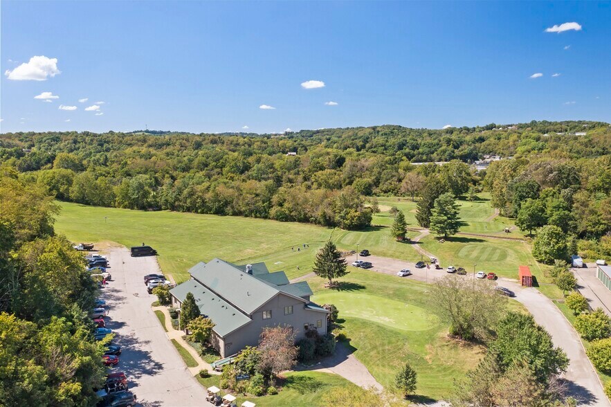 More Photos Of 2652 Hidden Valley Rd, Pittsburgh Medical For Sale