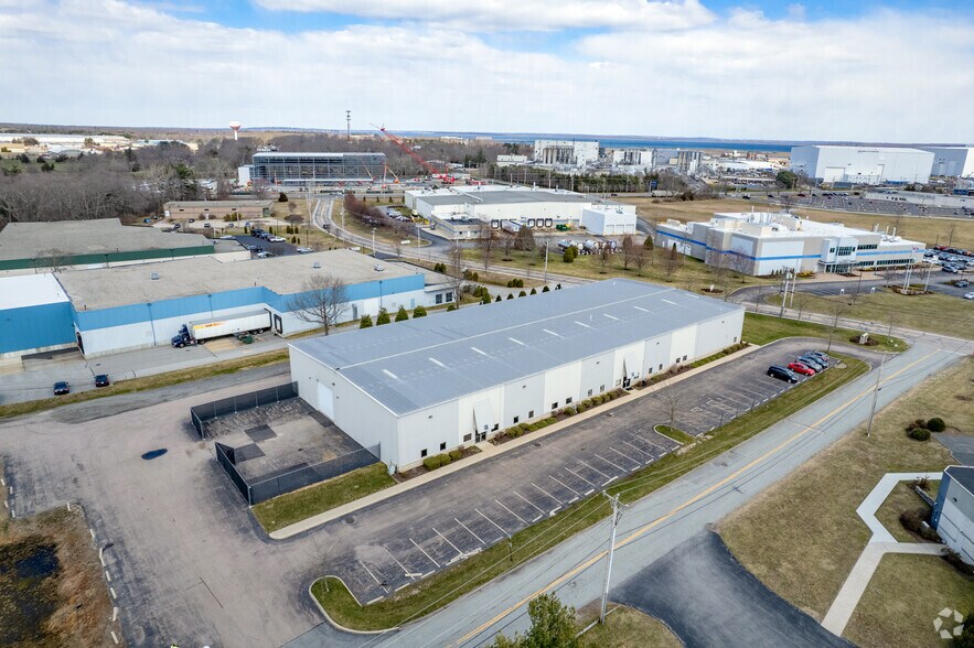More Photos Of 101 Circuit Dr, North Kingstown Light Manufacturing For Lease