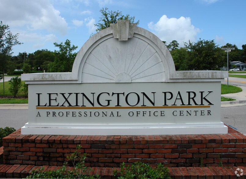More Photos Of 1708-1718 Lexington Green Ln, Sanford Medical For Sale