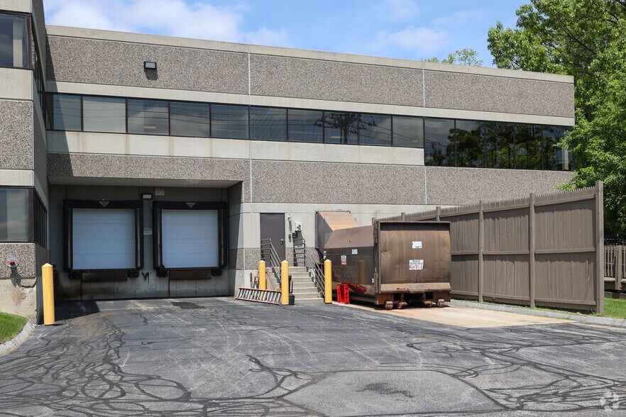 More Photos Of 5 Technology Park Dr, Westford Office For Lease