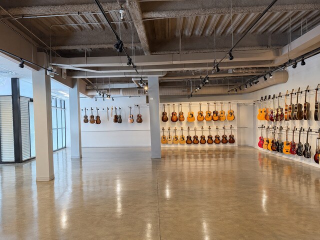 More Photos Of 4420-4428 N Clark St, Chicago Apartments For Sale