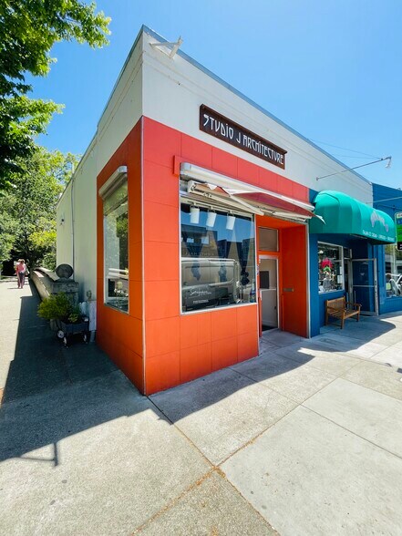 More Photos Of 572-574 San Anselmo Ave, San Anselmo Convenience Store For Sale