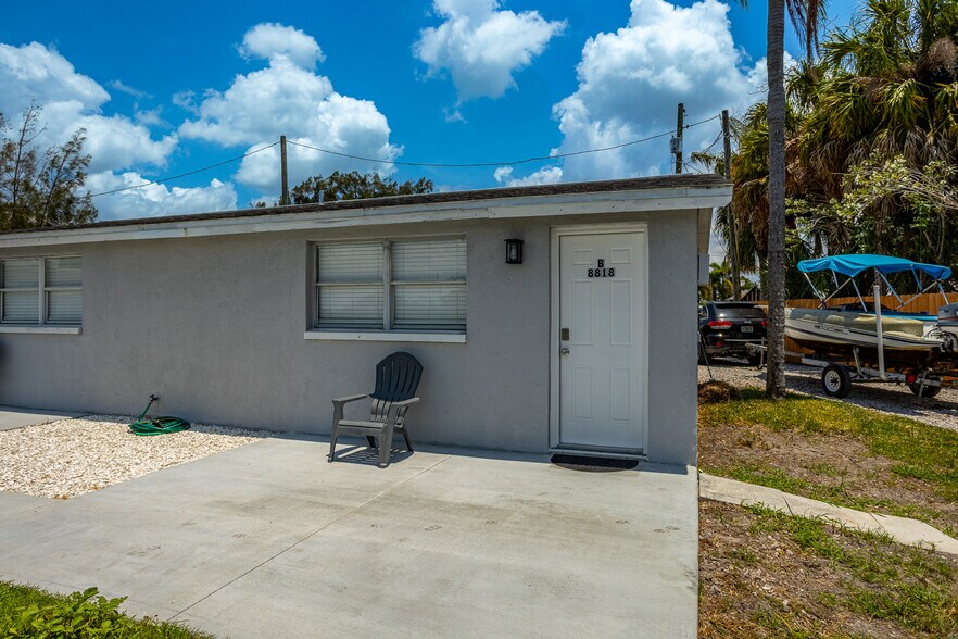 More Photos Of 8820 Rocky Creek Dr, Tampa Apartments For Sale