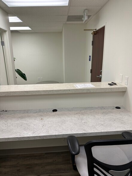 More Photos Of 1501 Superior Ave, Newport Beach Medical For Lease