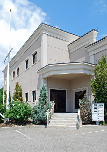 More Photos Of 6946 Post Rd, North Kingstown Medical For Sale