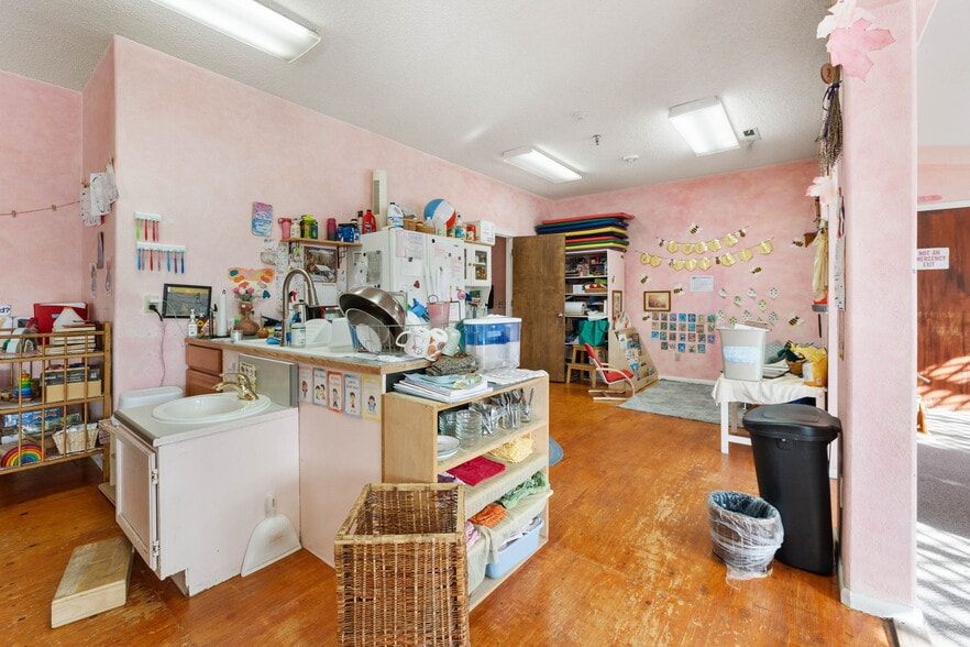 More Photos Of 1455 Willow Creek Rd, Prescott Religious Facility For Sale