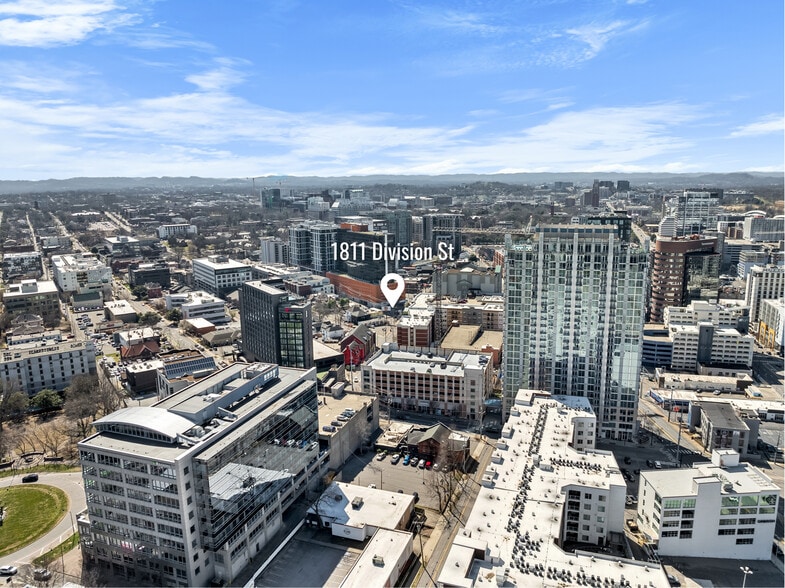 More Photos Of 1811 Division St, Nashville Freestanding For Sale