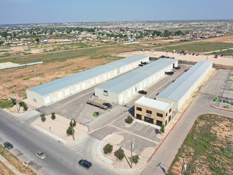 More Photos Of 5301 Cholla Rd, Midland Self Storage For Lease