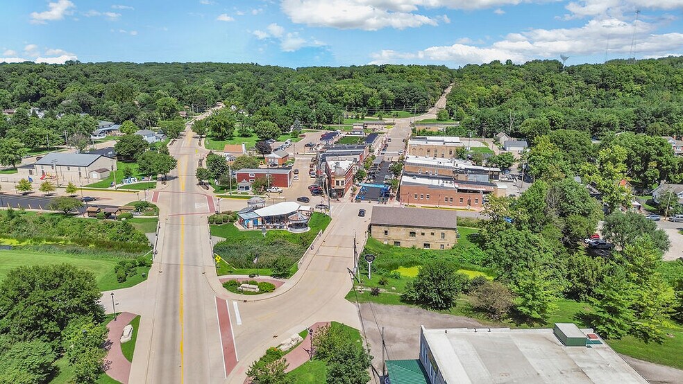 More Photos Of 602 Clark St, Utica Restaurant For Sale