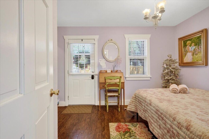More Photos Of 102 Holly St, Colorado Springs Apartments For Sale