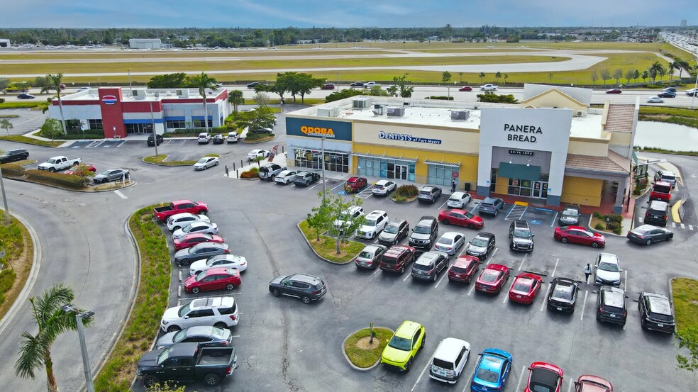 More Photos Of 4945-5049 Cleveland Ave, Fort Myers Unknown For Lease