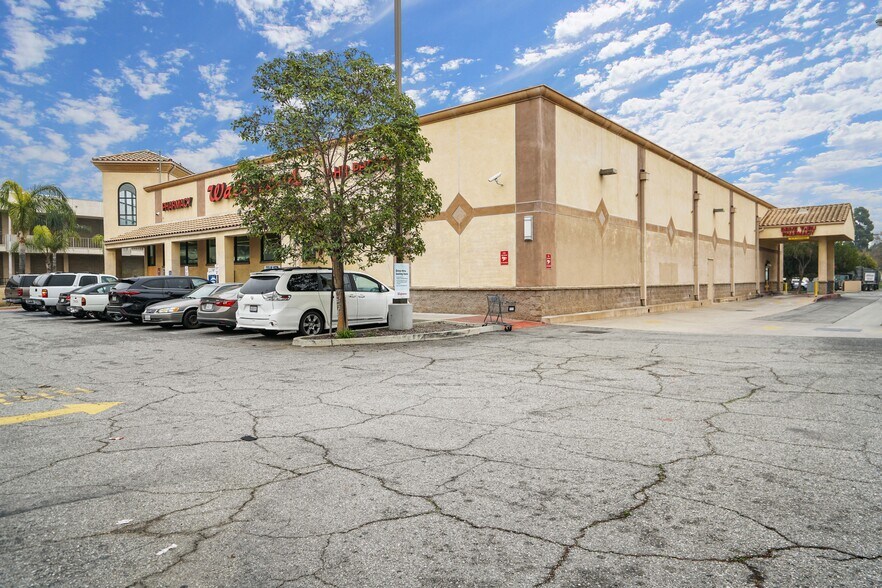 More Photos Of 1501 W Whittier Blvd, Montebello Drugstore For Sale