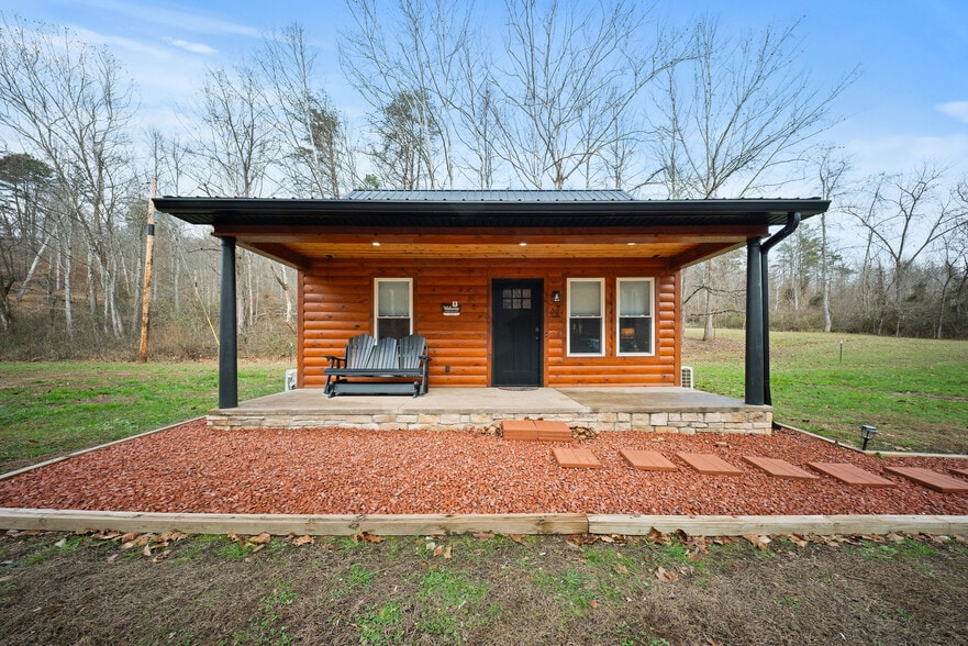 More Photos Of 325 Sinking Rd, Argillite Hospitality For Sale