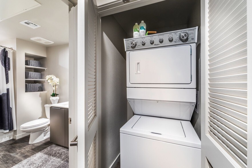 More Photos Of 1365 McCandless Dr, Milpitas Multifamily For Sale