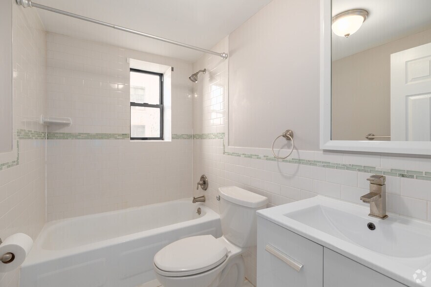 More Photos Of 200 Deal Lake Dr, Asbury Park Apartments For Sale