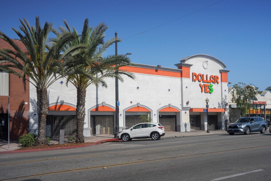 More Photos Of 6315-6323 Pacific Blvd, Huntington Park Storefront For Lease