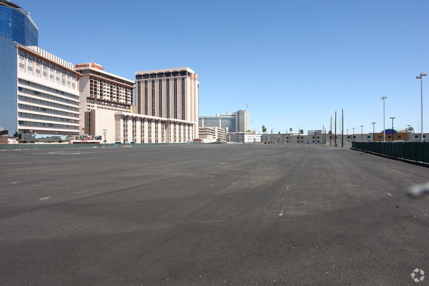 Primary Photo Of 2955 S Las Vegas Blvd, Las Vegas Land For Lease
