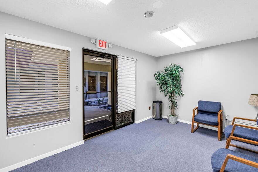 More Photos Of 1745 S Highland Ave, Clearwater Medical For Sale