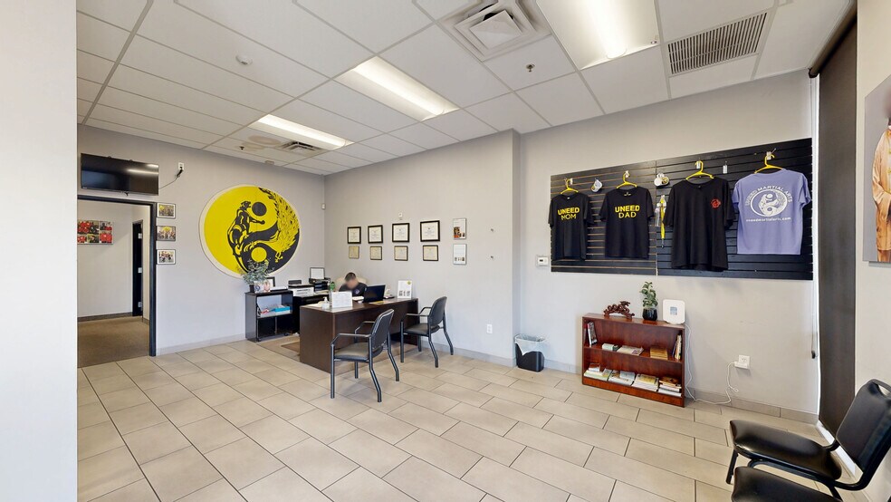 Primary Photo Of W Glendale Ave @ N 67th Ave, Glendale Unknown For Lease