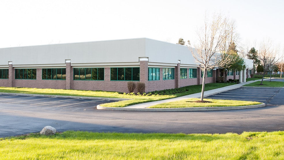 More Photos Of 2420 Sweet Home Rd, Amherst Office For Lease