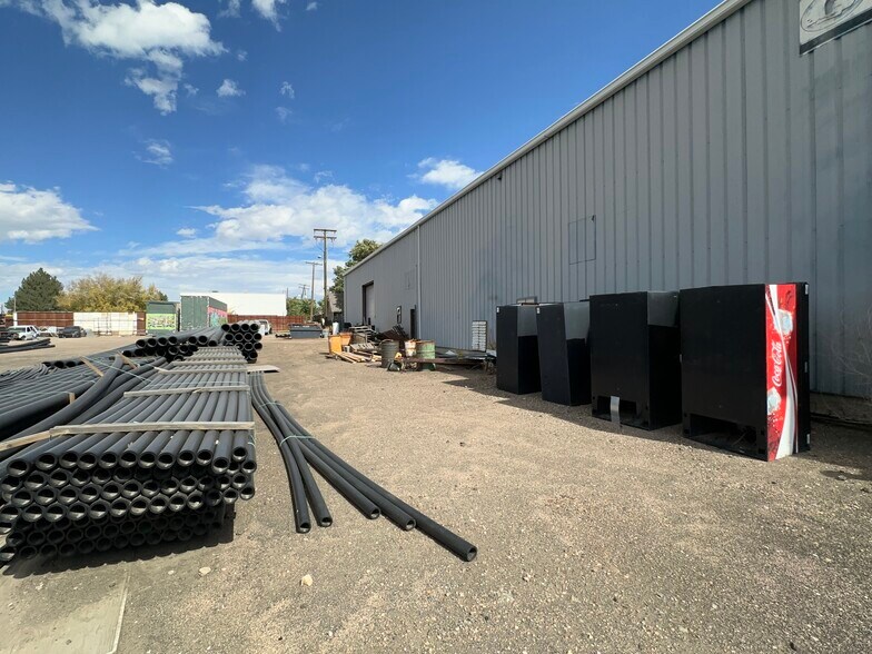More Photos Of 881 E 57th Ave, Denver Warehouse For Sale