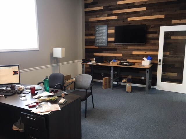 More Photos Of 32-36 Gazza Blvd, Farmingdale Manufacturing For Lease