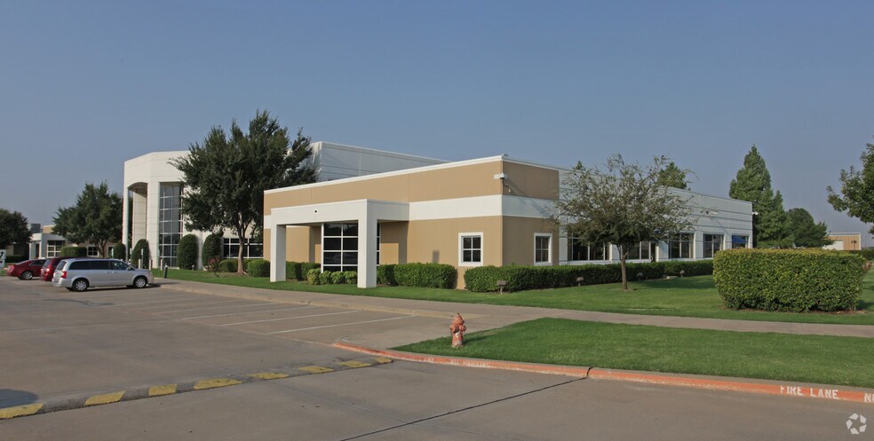 More Photos Of 6032 Innovation Way, Keller Office For Lease
