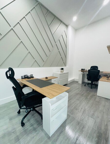 More Photos Of 314 N Kentucky Ave, Lakeland Storefront For Lease