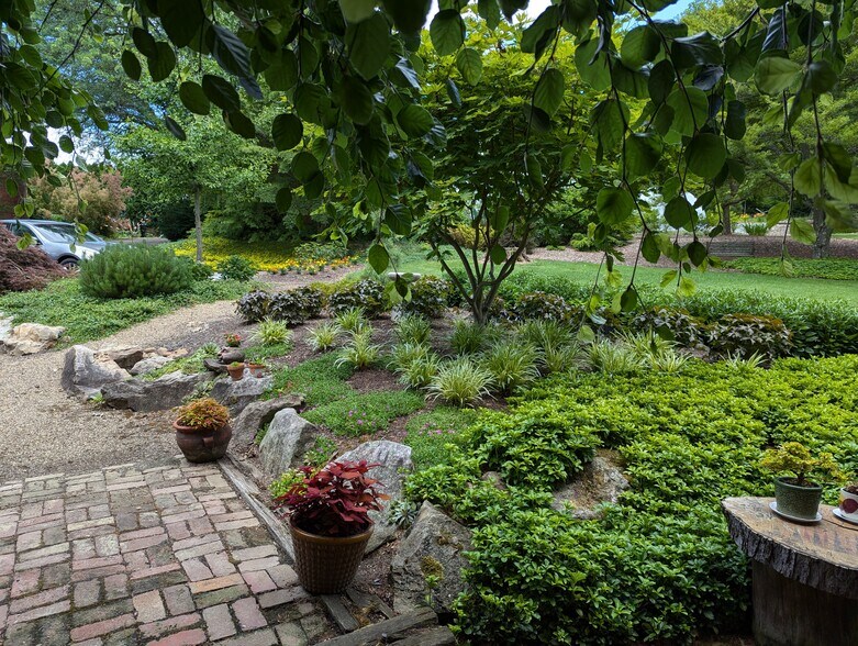 More Photos Of 684 Miller Picking Rd, Davidsville Specialty For Sale