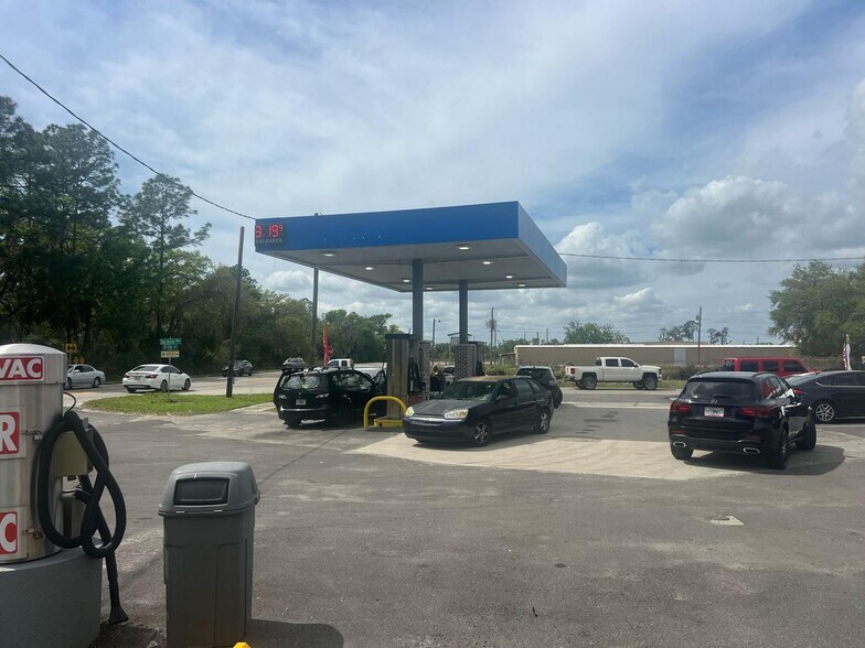 More Photos Of 2581 Sun Acres Blvd, Auburndale Convenience Store For Sale