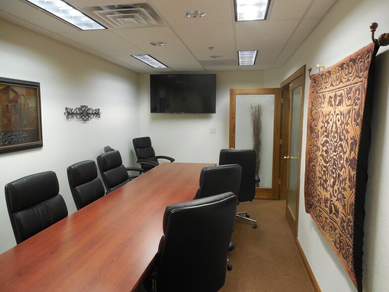 More Photos Of 550 N 5th St, Rapid City Office For Sale
