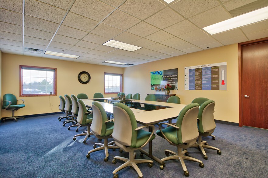 More Photos Of 1030 County Road E W, Saint Paul Unknown For Lease