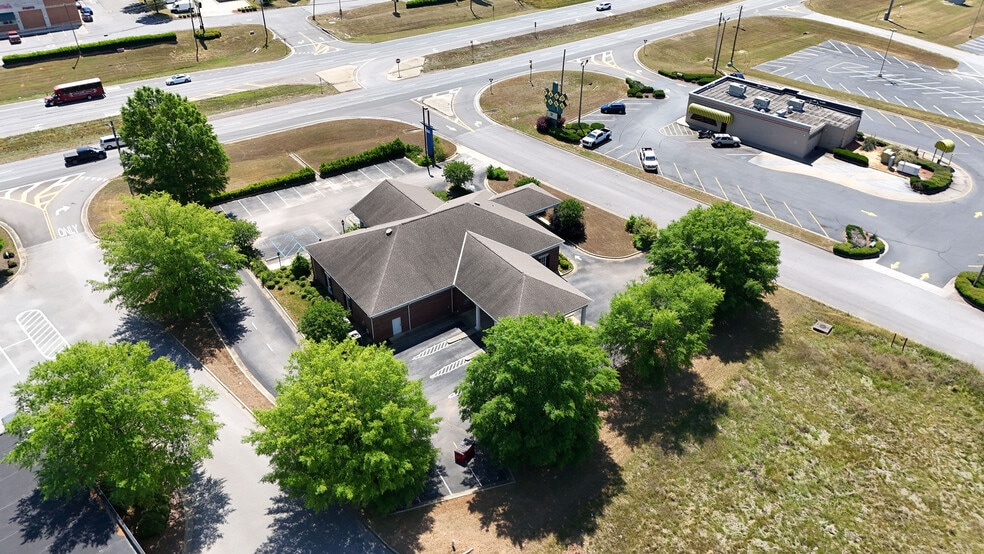 More Photos Of 8710 Hwy 69 S, Tuscaloosa Bank For Sale