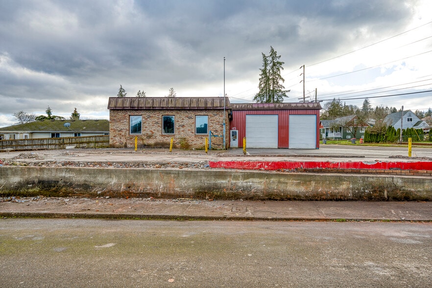 More Photos Of 452 SE Main St, Willamina Auto Repair For Sale