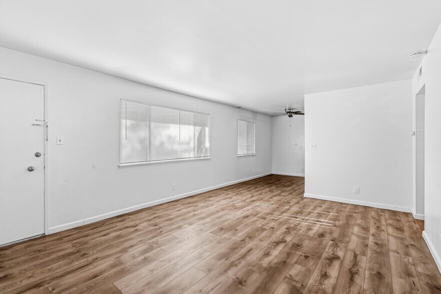 More Photos Of 1143 43rd Ave, Sacramento Apartments For Sale