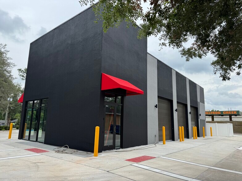More Photos Of 3618 Lithia Pinecrest Rd, Valrico Auto Repair For Sale